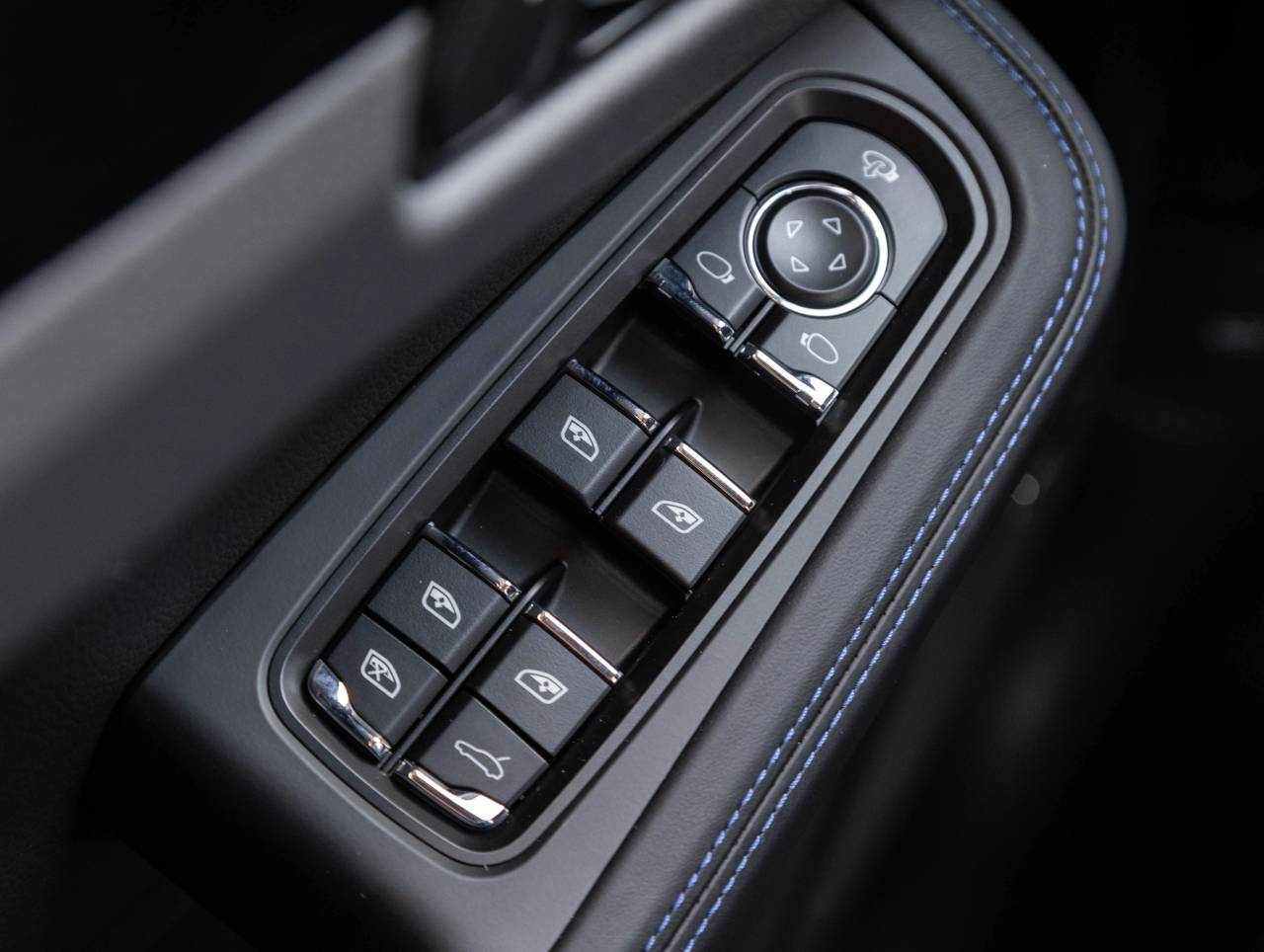 2026 Porsche Macan Macan S