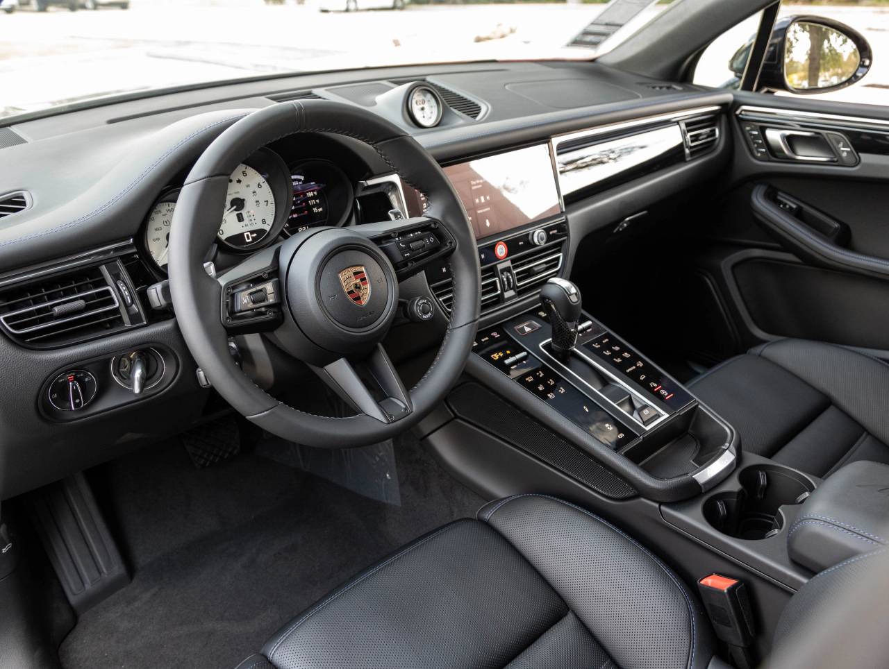 2026 Porsche Macan Macan S