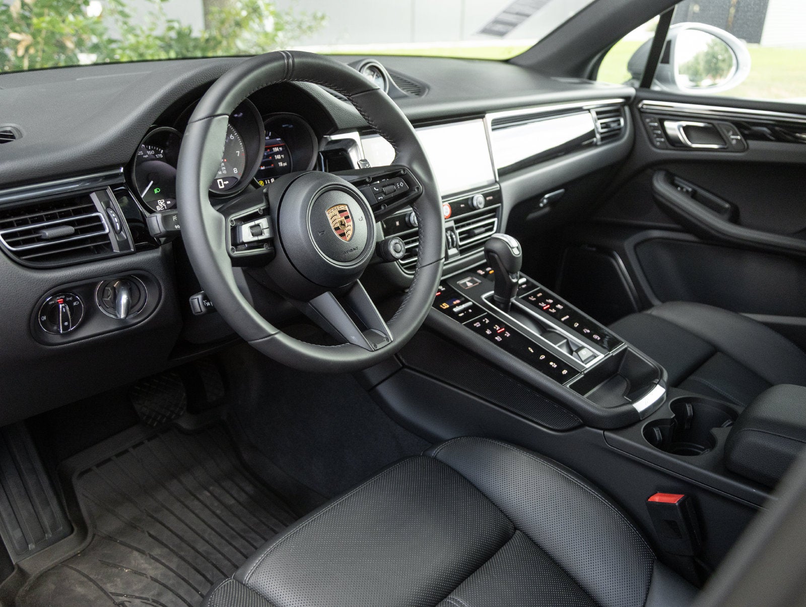 2026 Porsche Macan Macan S