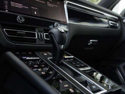 2026 Porsche Macan Macan S