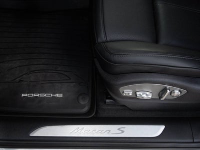 2026 Porsche Macan Macan S