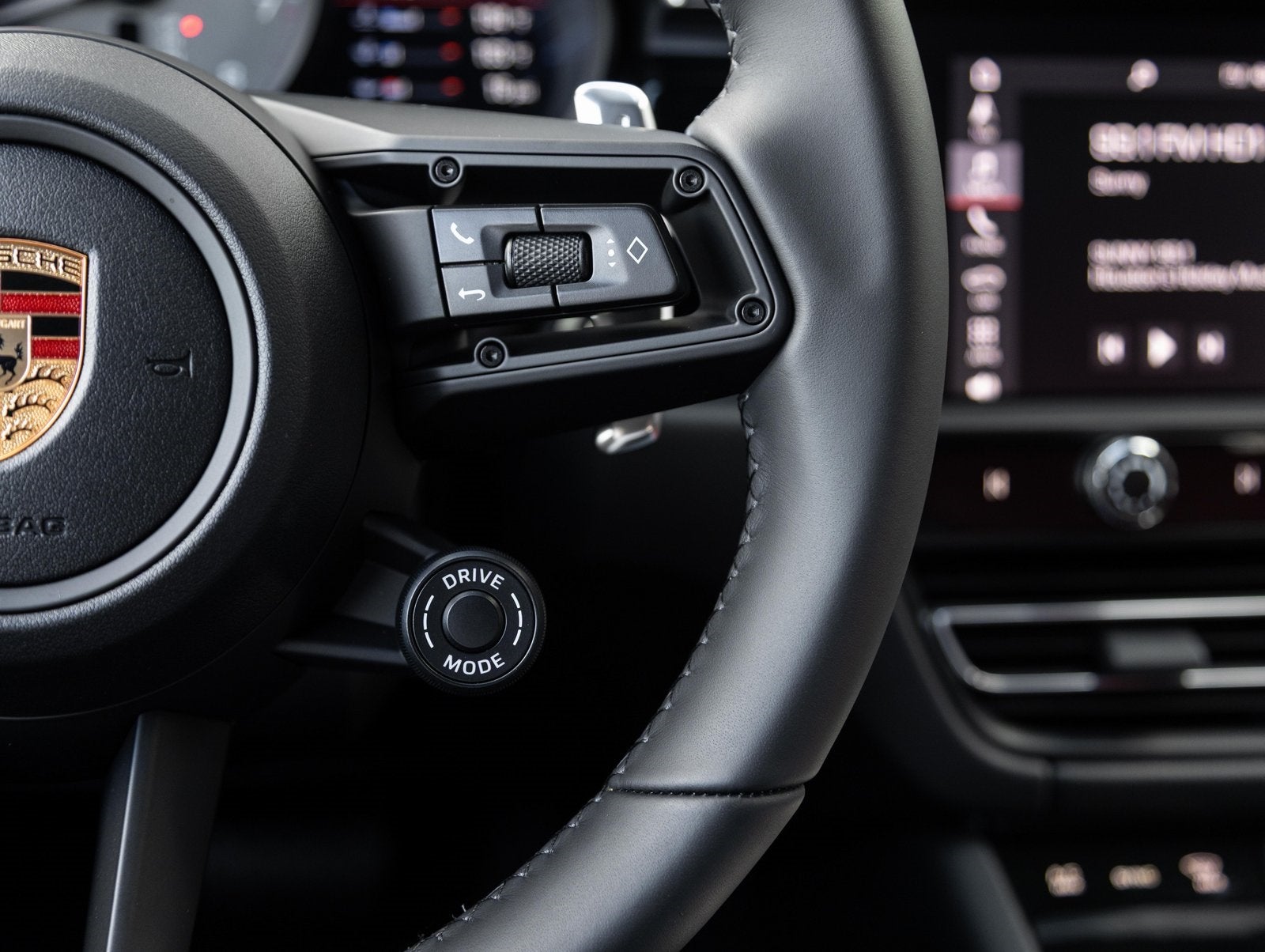 2026 Porsche Macan Macan S