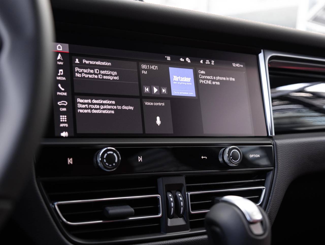 2026 Porsche Macan Macan S