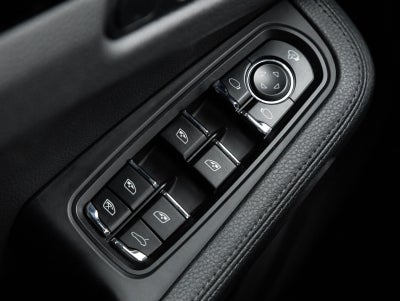 2023 Porsche Macan S