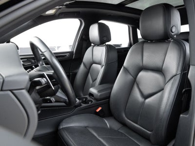 2023 Porsche Macan S
