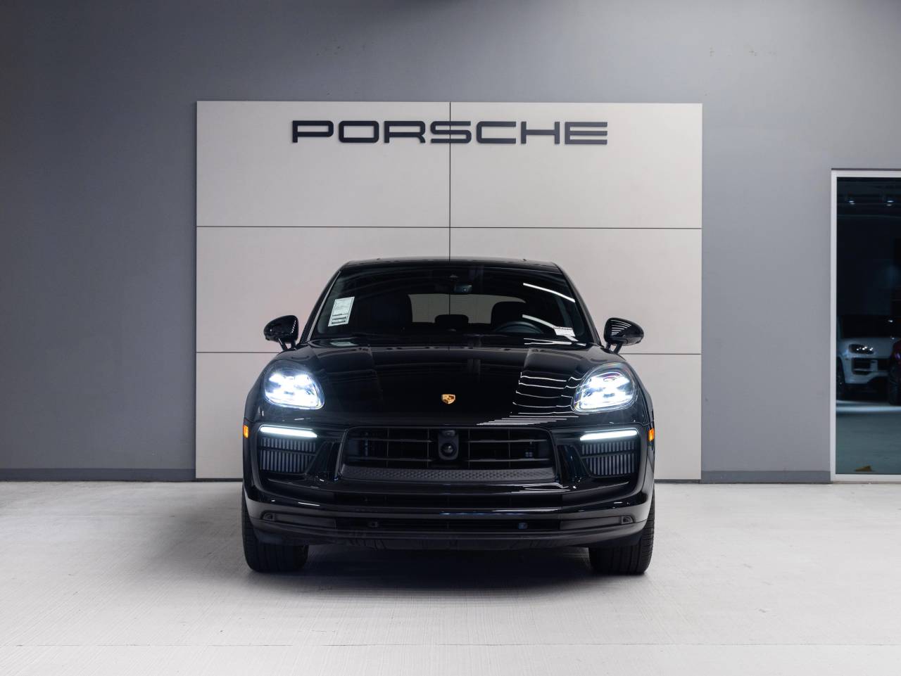 2023 Porsche Macan S