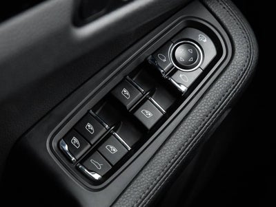 2023 Porsche Macan S