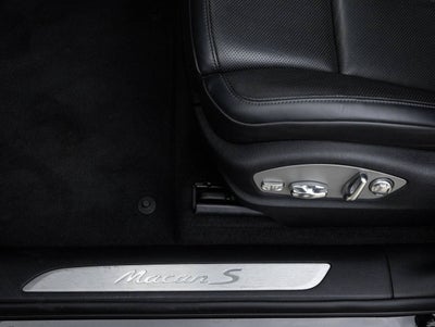 2023 Porsche Macan S