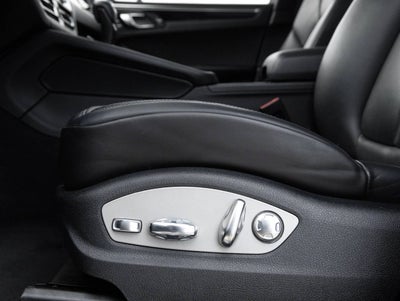 2023 Porsche Macan S