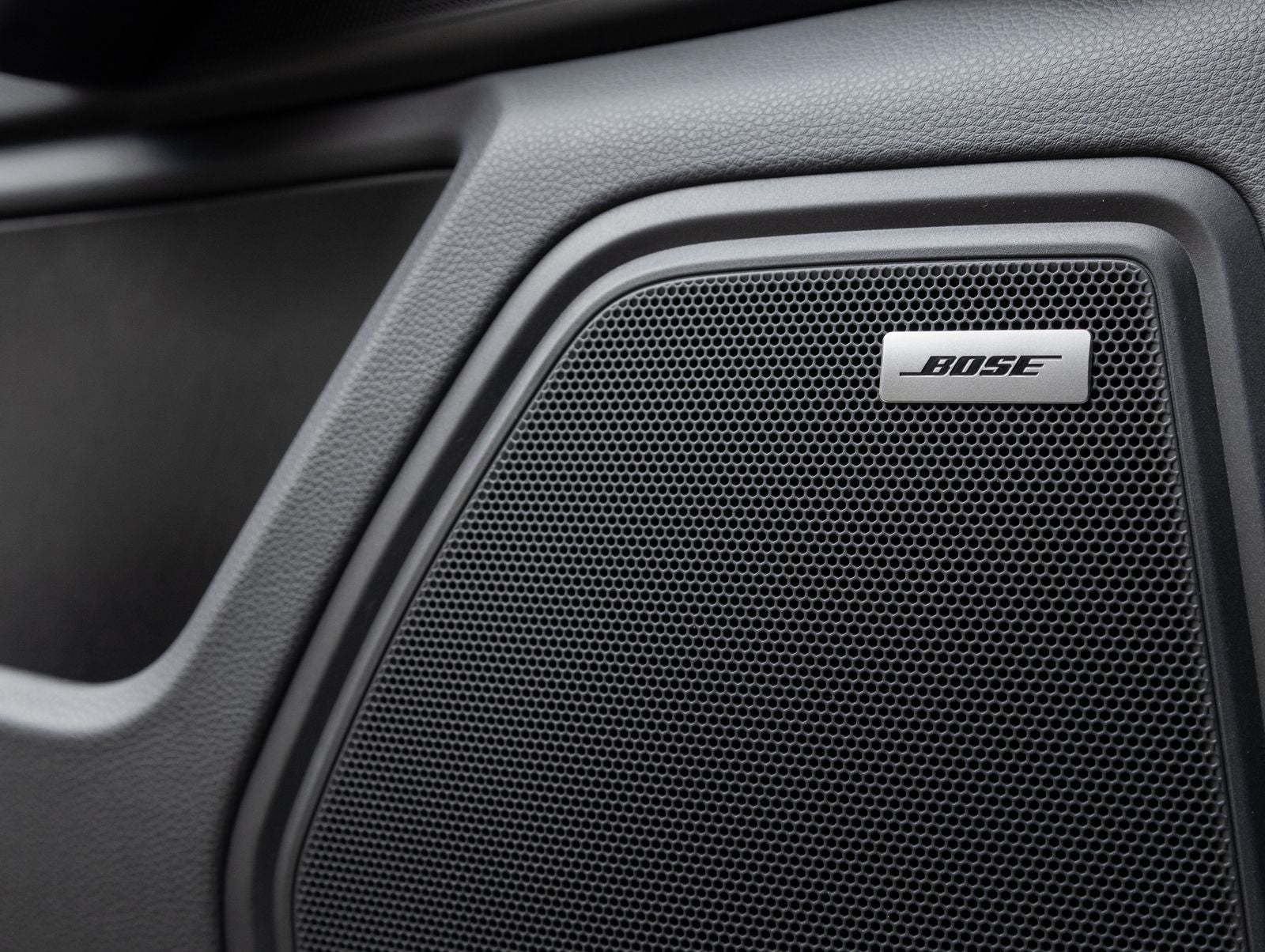 2023 Porsche Macan S