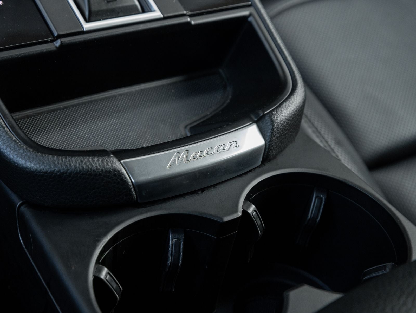 2023 Porsche Macan S