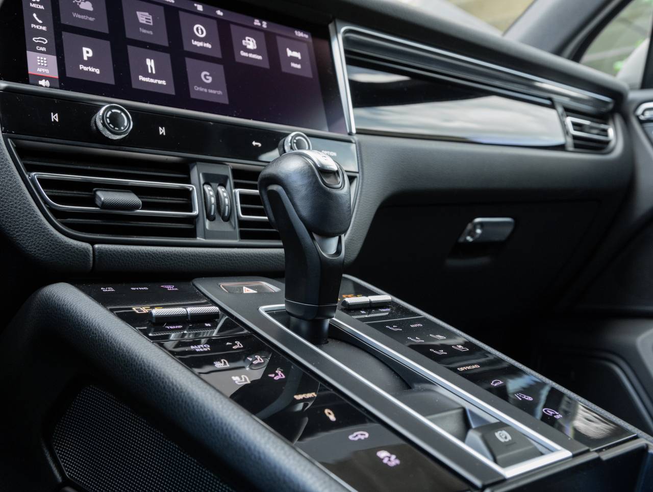 2023 Porsche Macan S