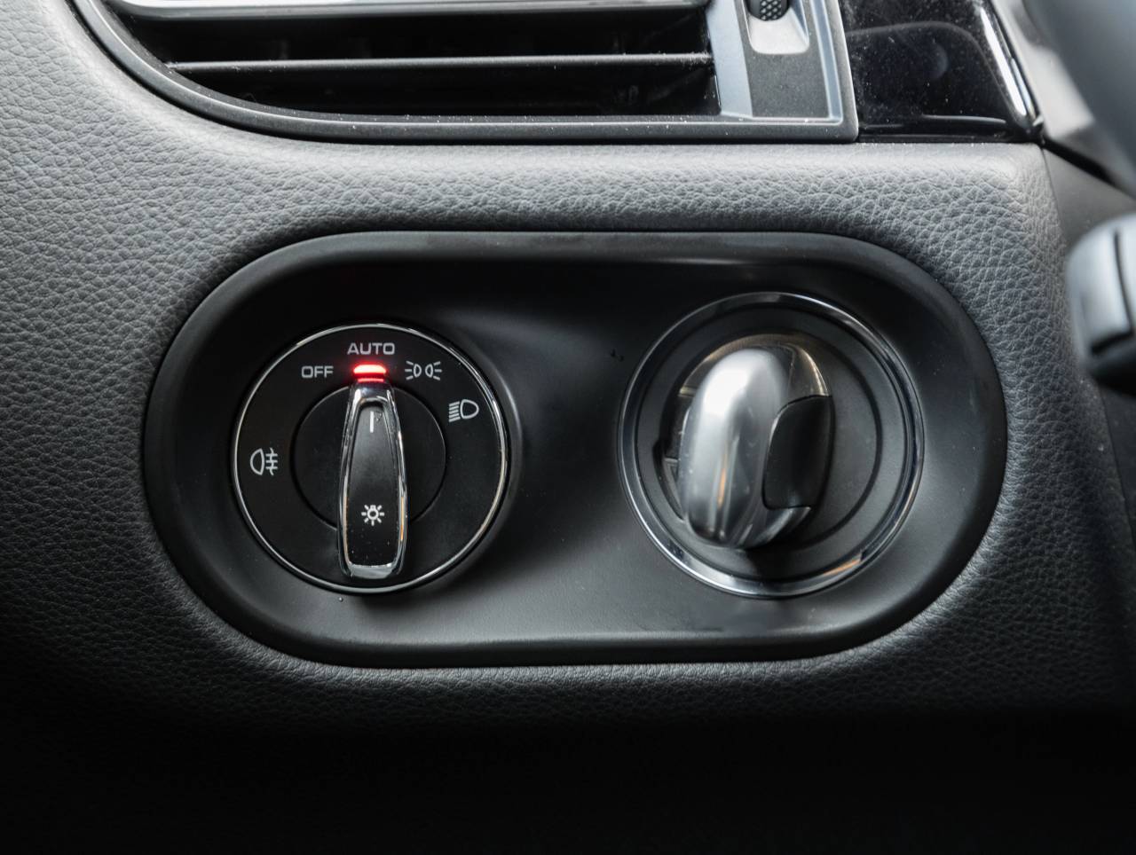 2023 Porsche Macan S