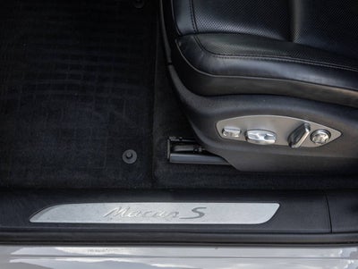 2023 Porsche Macan S