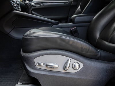 2023 Porsche Macan S