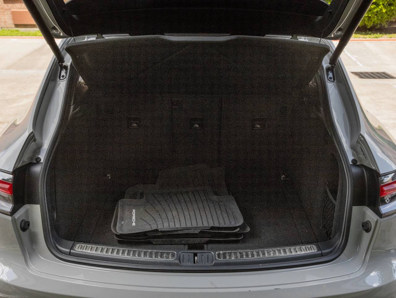 2023 Porsche Macan S