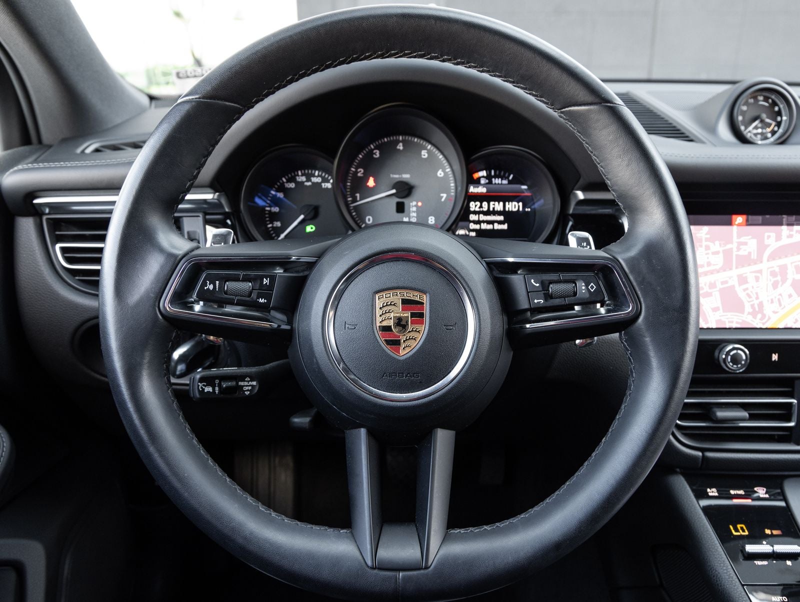 2023 Porsche Macan Macan S (MY23)