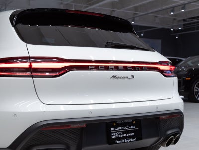2023 Porsche Macan Macan S (MY23)