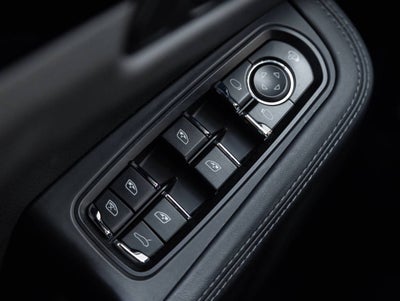 2023 Porsche Macan Macan S (MY23)