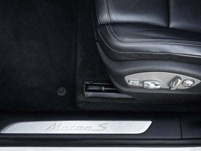 2023 Porsche Macan Macan S (MY23)