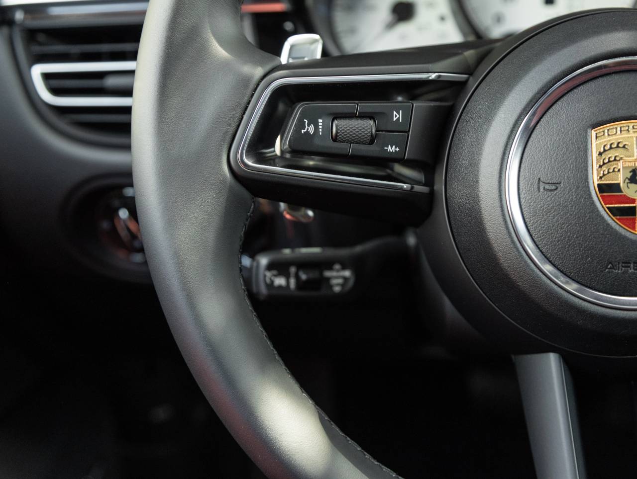 2026 Porsche Macan Macan S