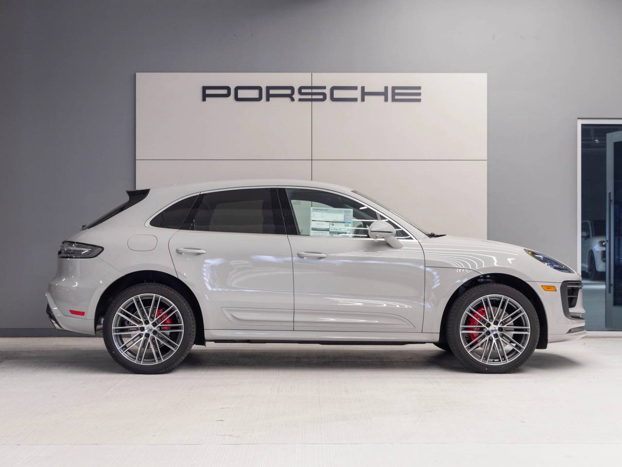 2026 Porsche Macan Macan S
