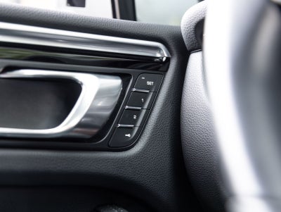 2023 Porsche Macan S