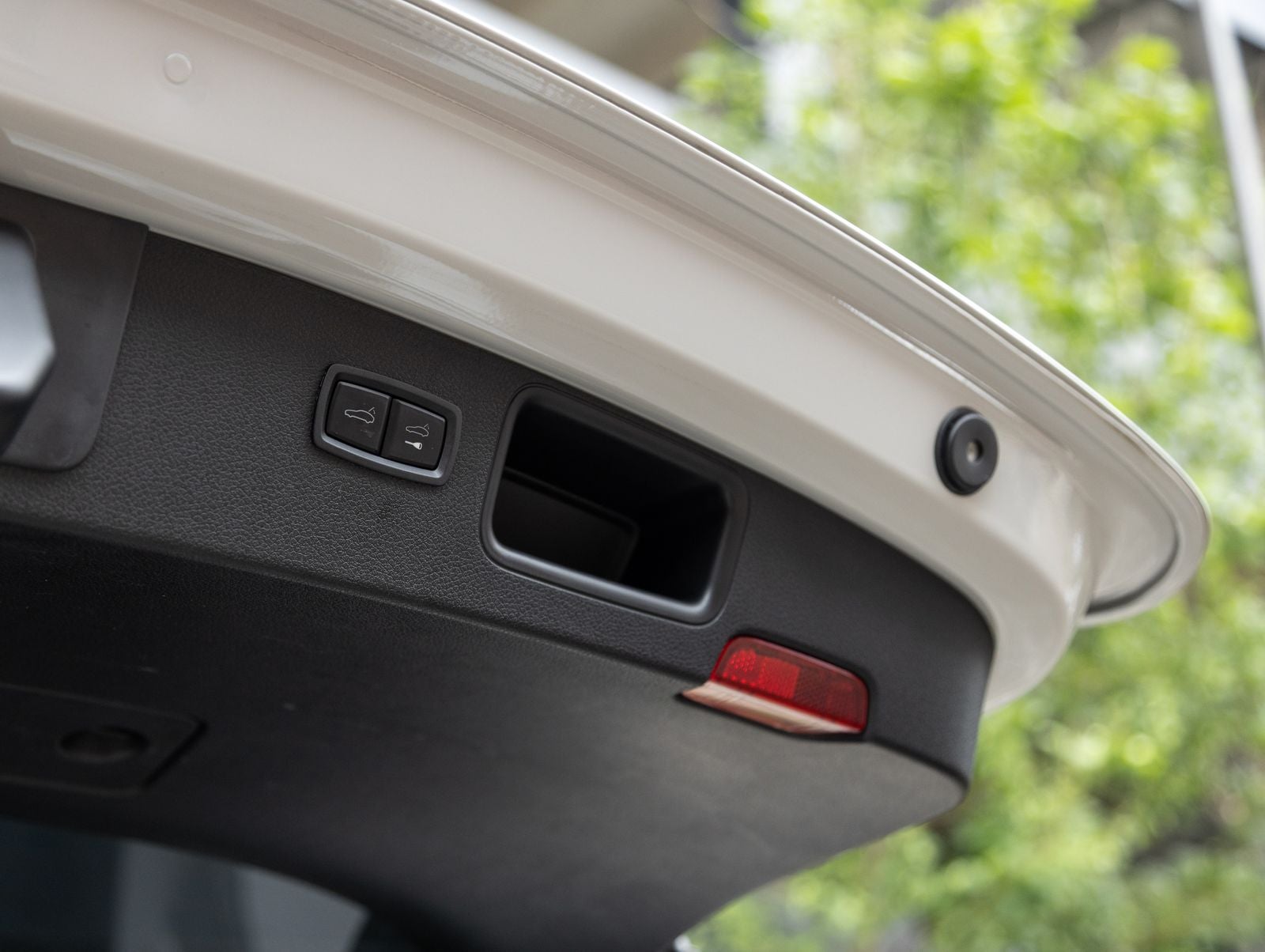 2023 Porsche Macan S