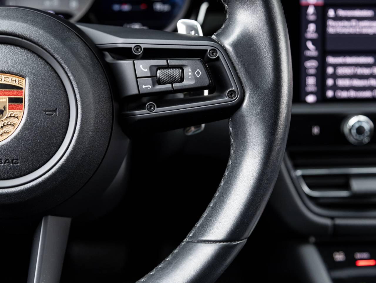 2023 Porsche Macan S