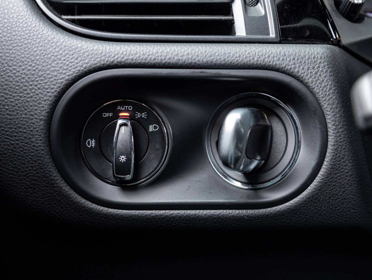 2023 Porsche Macan S