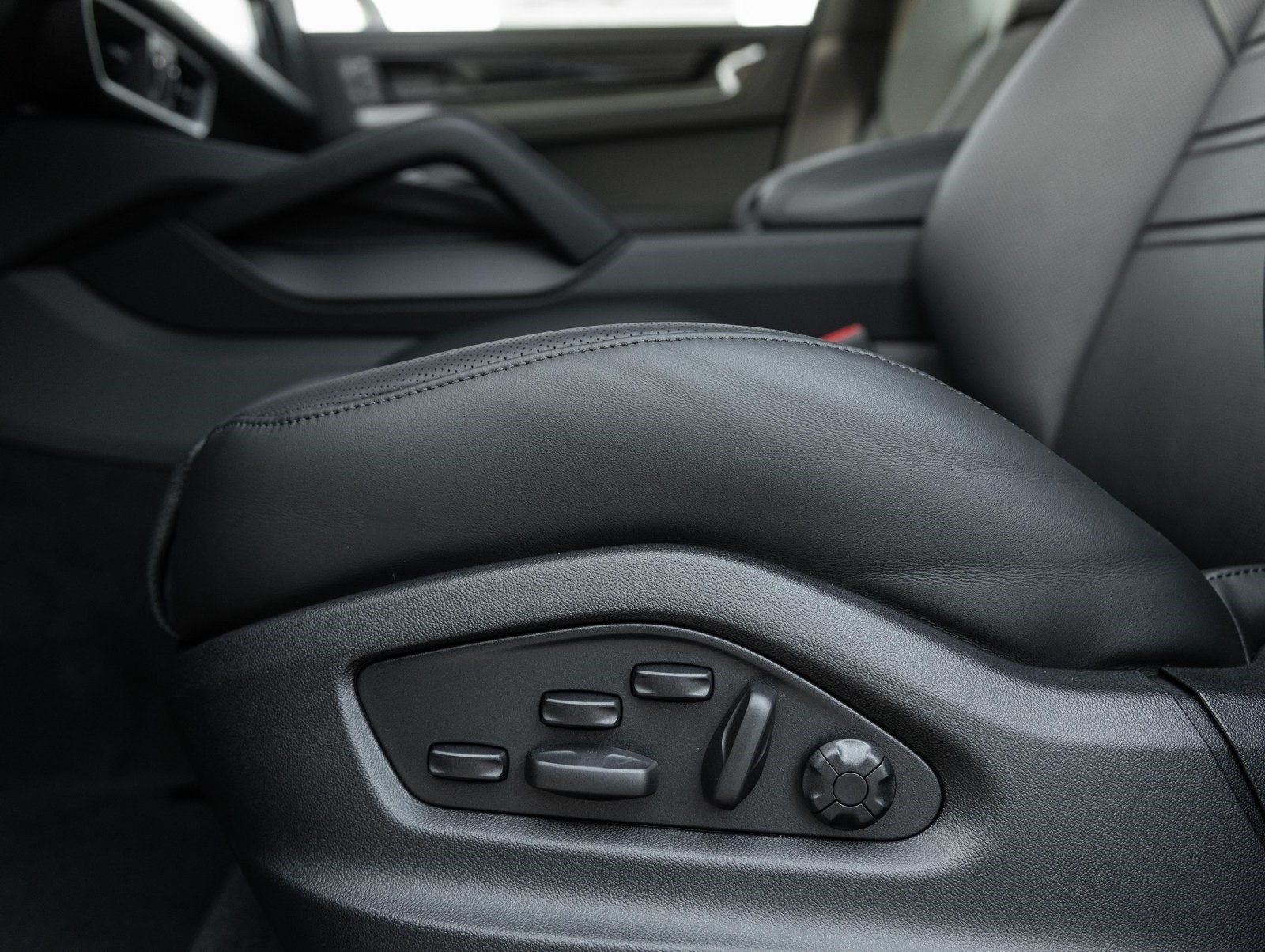 2026 Porsche Cayenne Cayenne GTS