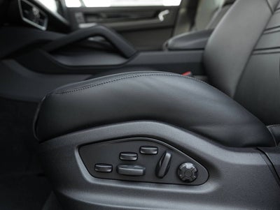 2026 Porsche Cayenne Cayenne GTS