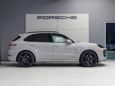2026 Porsche Cayenne Cayenne GTS