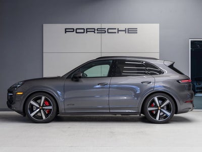 2026 Porsche Cayenne Cayenne GTS