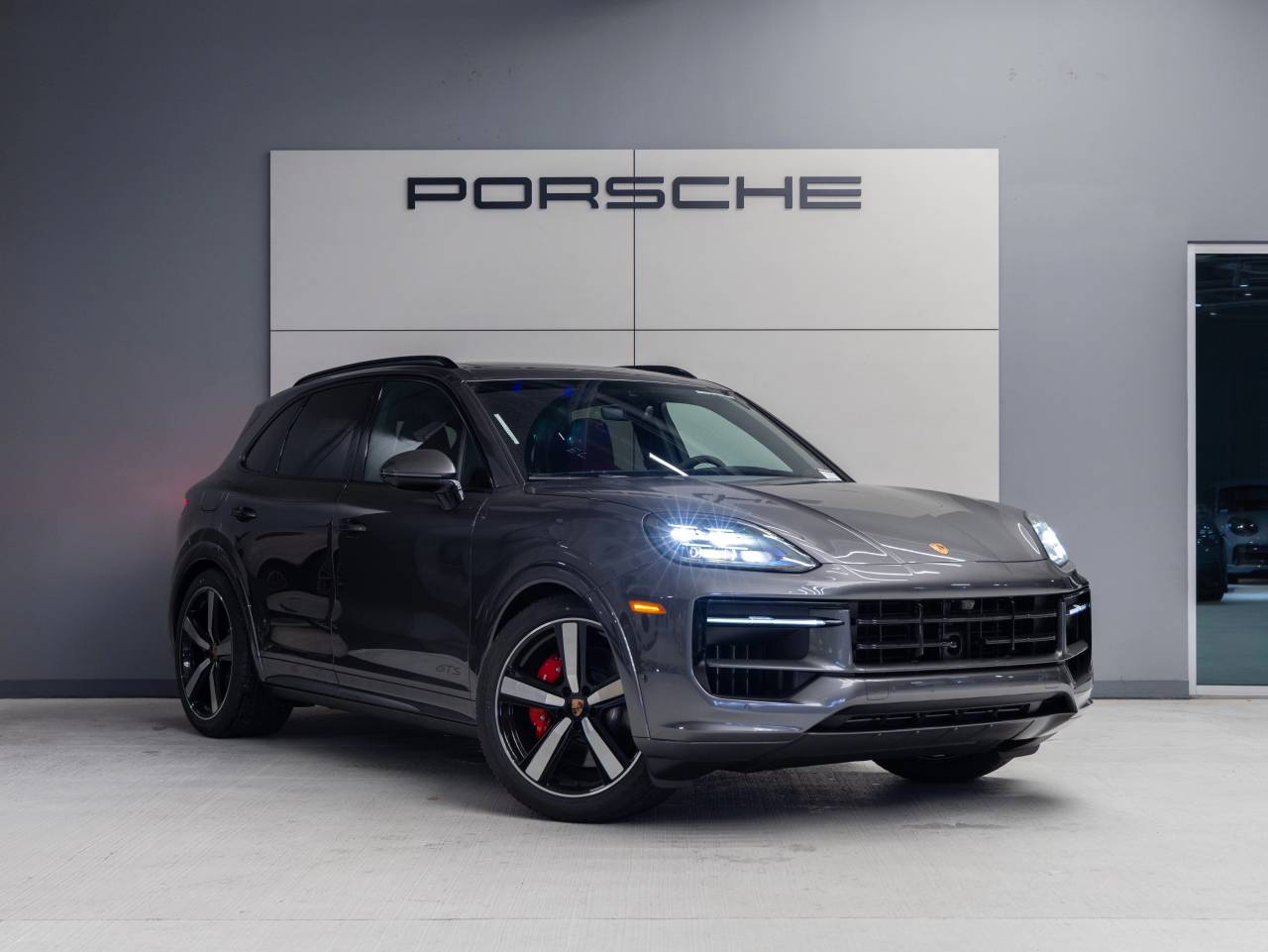 2026 Porsche Cayenne Cayenne GTS
