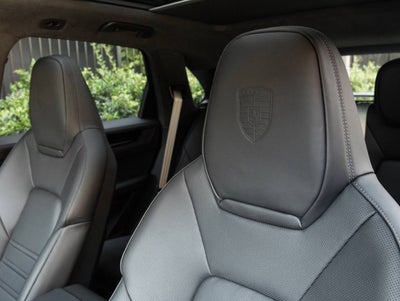 2026 Porsche Cayenne GTS