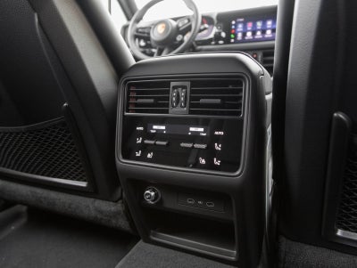 2026 Porsche Cayenne Cayenne GTS