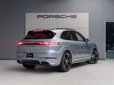 2026 Porsche Cayenne Cayenne GTS