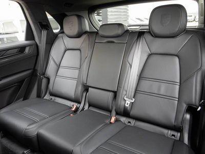 2026 Porsche Cayenne Cayenne GTS