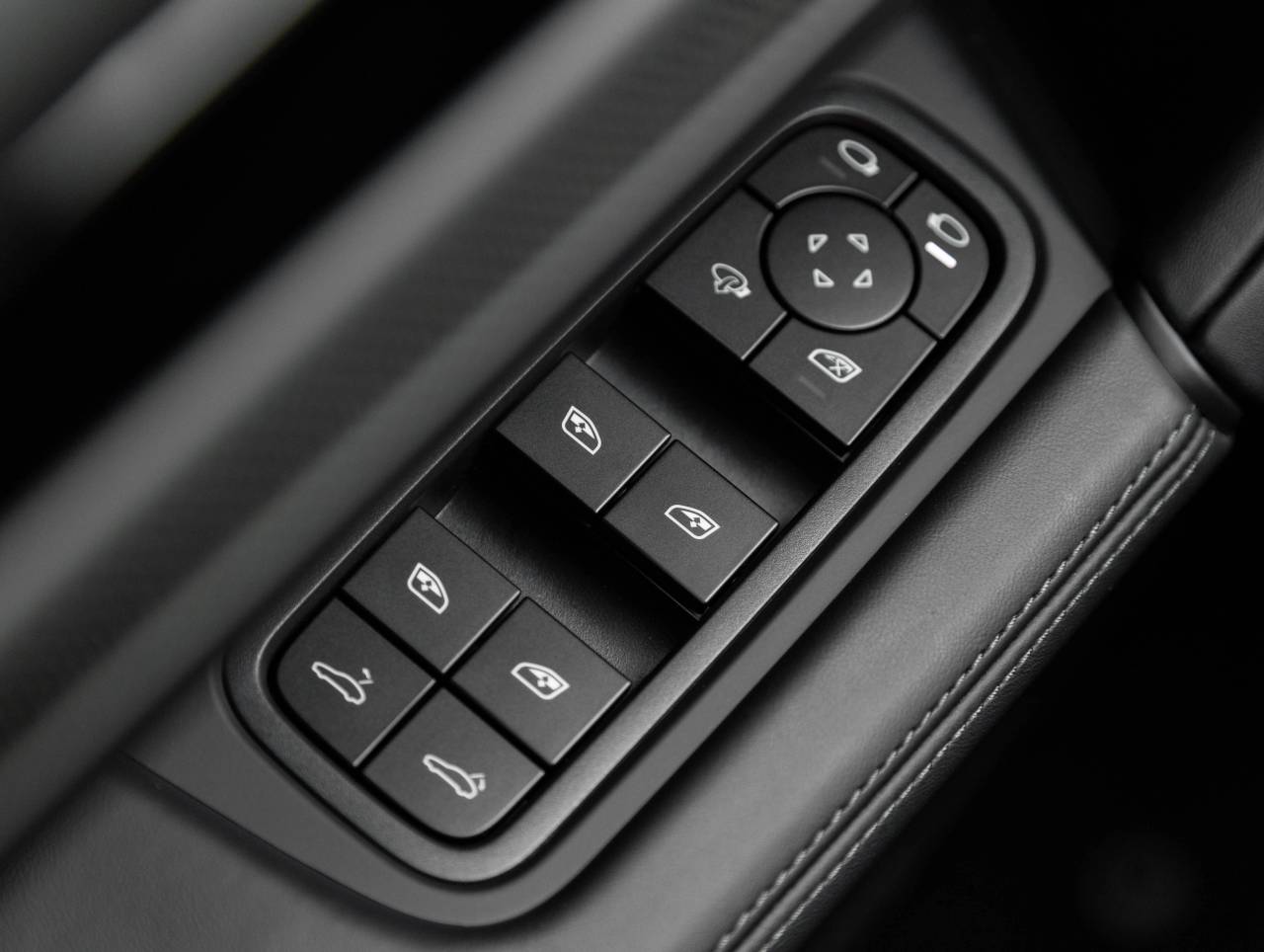 2026 Porsche Cayenne Cayenne GTS