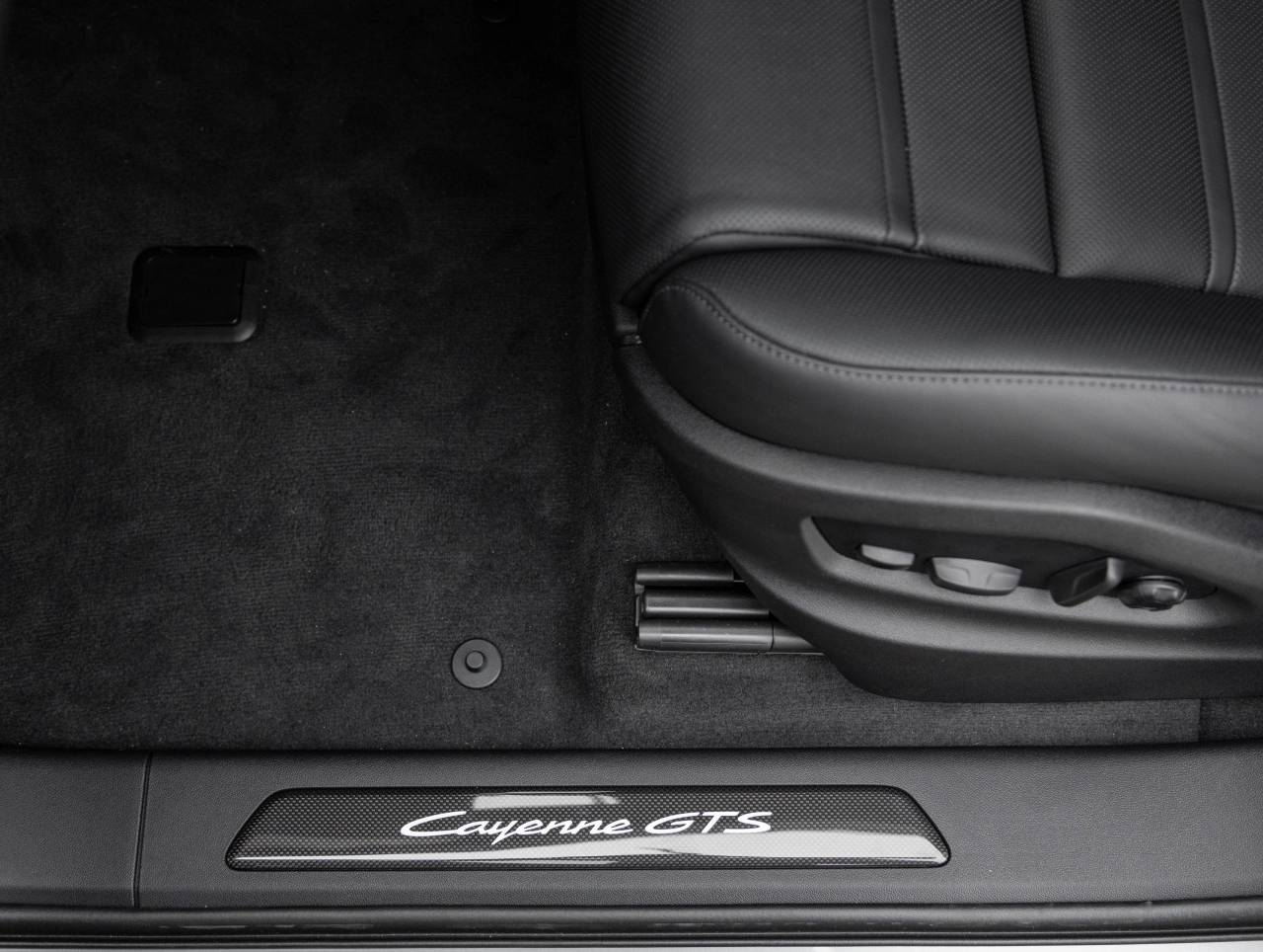 2026 Porsche Cayenne Cayenne GTS