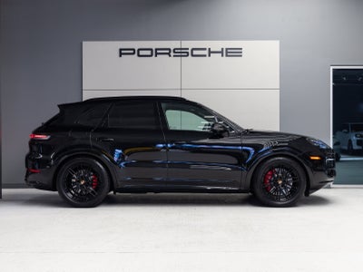 2026 Porsche Cayenne Cayenne GTS