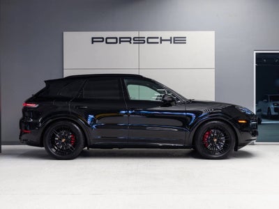 2026 Porsche Cayenne Cayenne GTS
