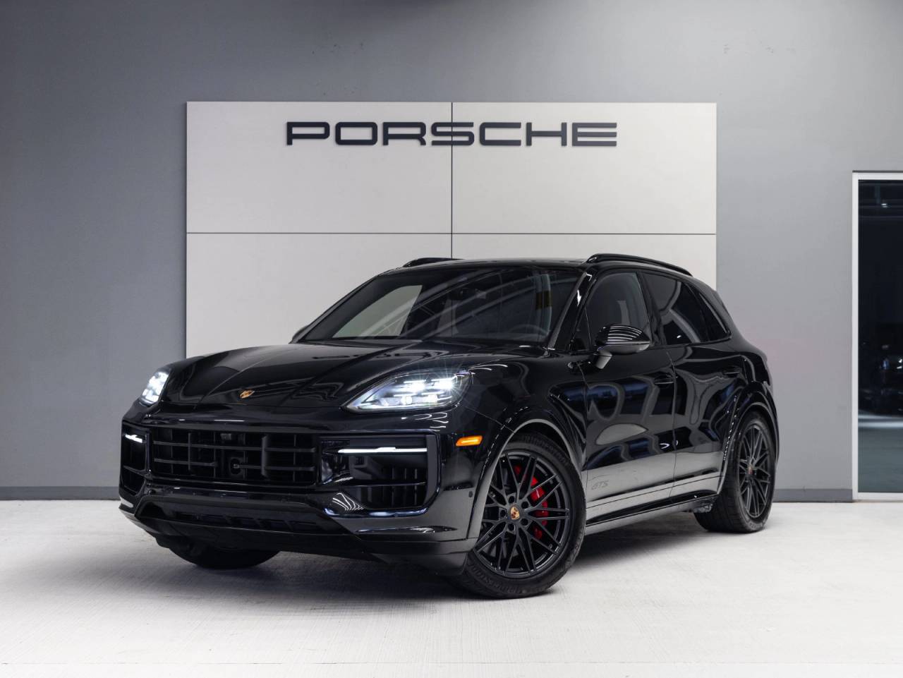 2025 Porsche Cayenne Cayenne GTS