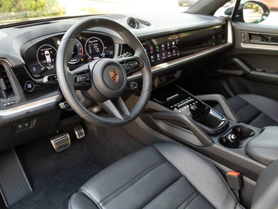 2025 Porsche Cayenne Cayenne GTS