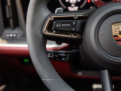 2026 Porsche Cayenne Cayenne GTS