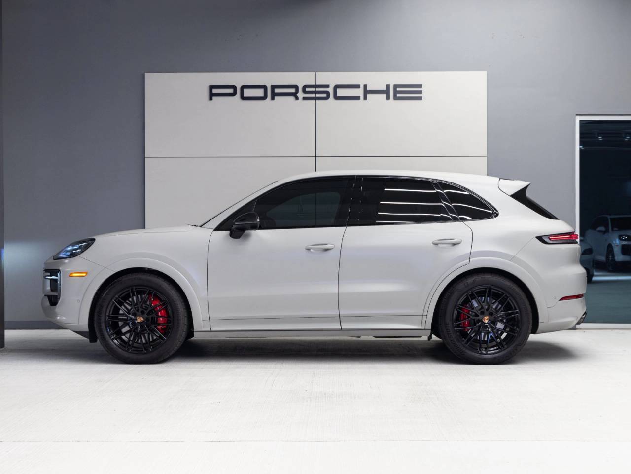 2026 Porsche Cayenne Cayenne GTS