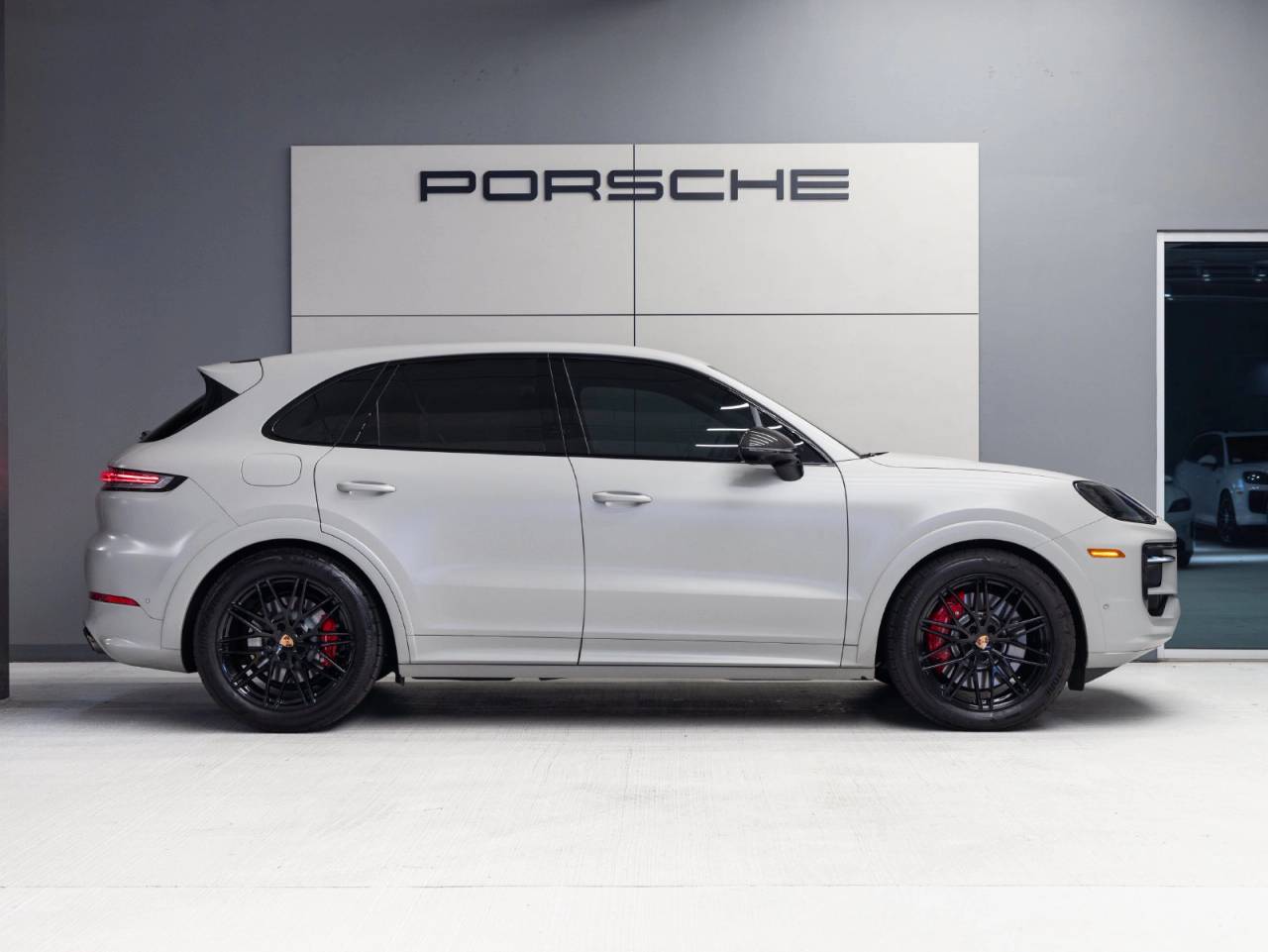 2026 Porsche Cayenne Cayenne GTS