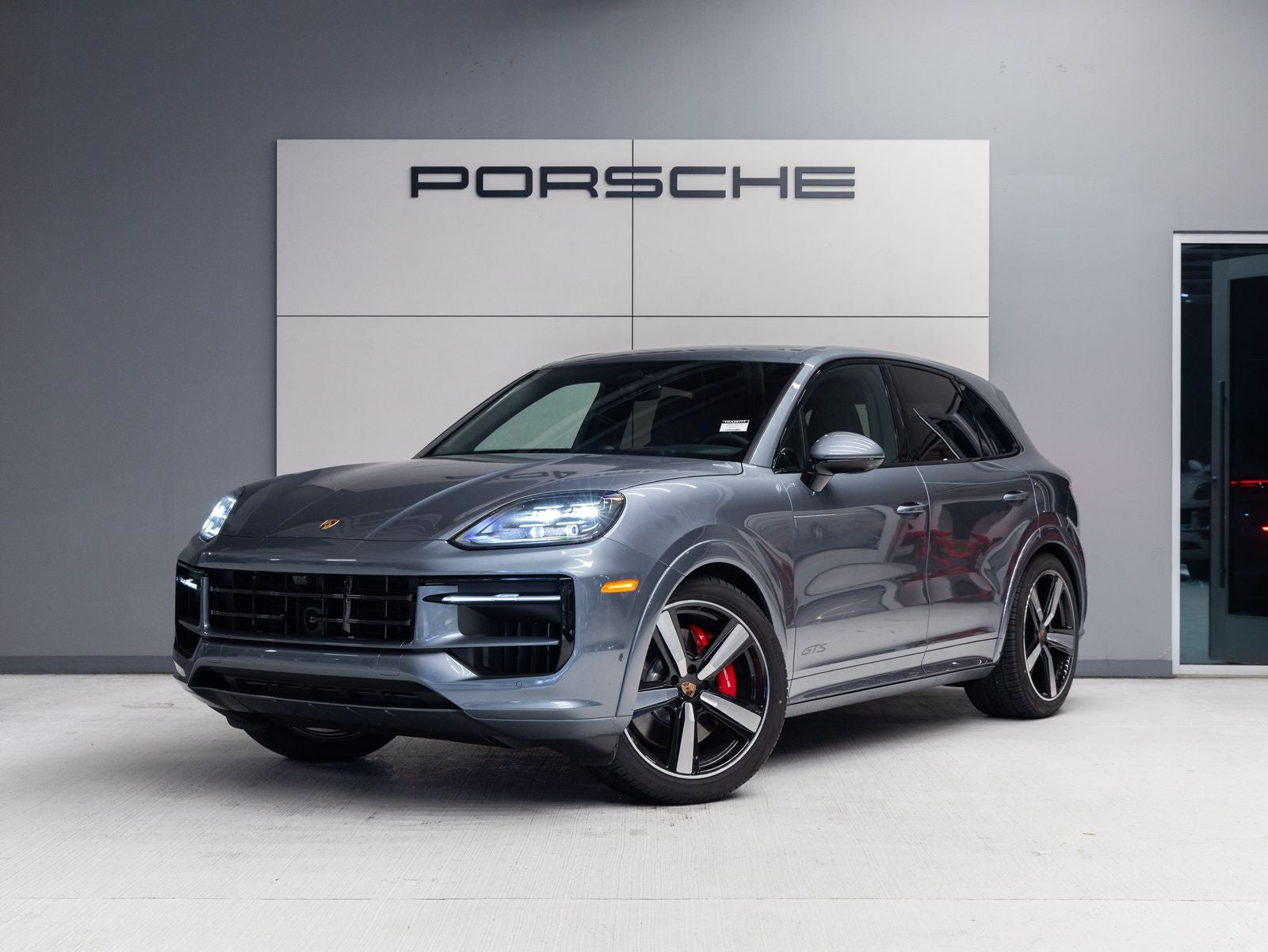 2026 Porsche Cayenne GTS