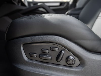 2026 Porsche Cayenne GTS